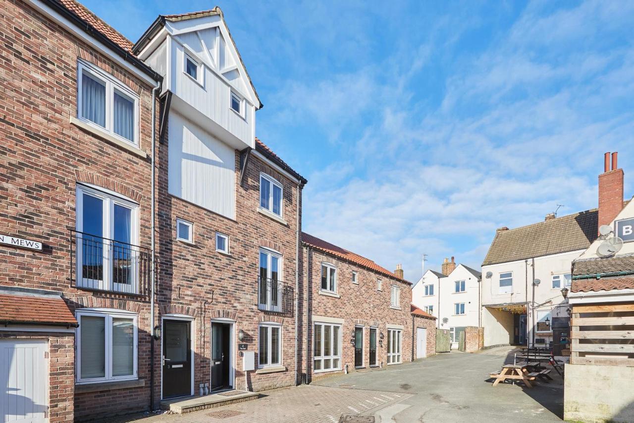 Host & Stay - Black Swan Mews Ripon Eksteriør billede